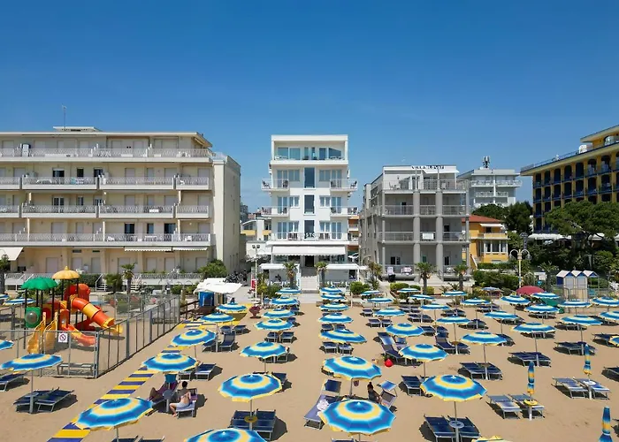 Hotel Boston 3 Stelle Superior Frontemare Lido di Jesolo